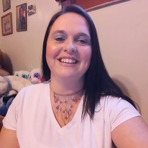 Meet your Posher, Pamela